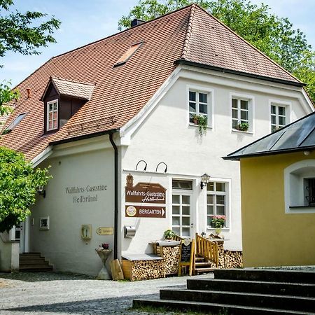Wallfahrts-Gaststaette Heilbruennl Roding Exterior foto